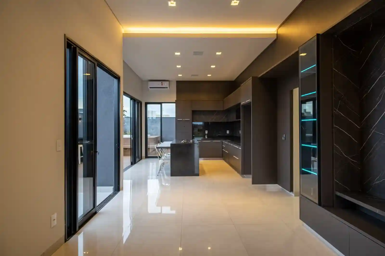 Casa de Condomínio com 3 quartos à venda, 163m² — foto 21 de 25
