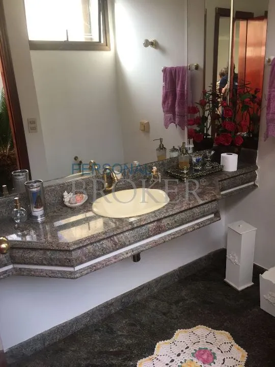 Casa à venda — foto 4 de 8