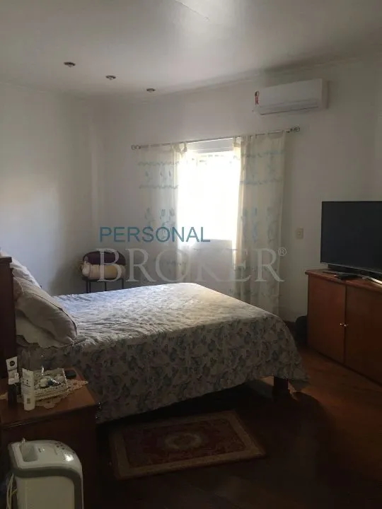 Casa à venda — foto 6 de 8
