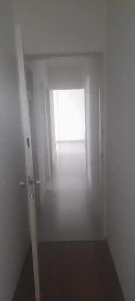 Apartamento com 3 quartos à venda, 125m² — foto 2 de 7