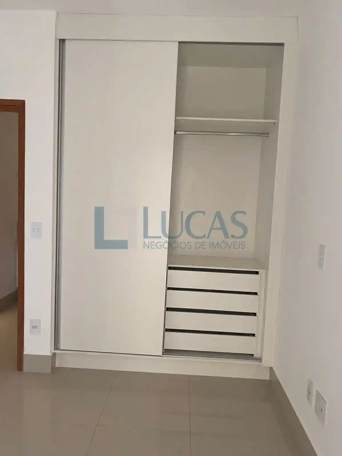 Apartamento com 1 quarto para aluguel, 50m² — foto 6 de 6