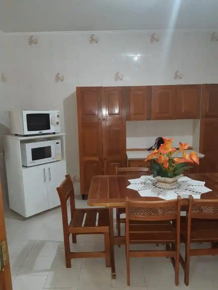 Casa de Vila com 3 quartos à venda, 360m² — foto 8 de 34