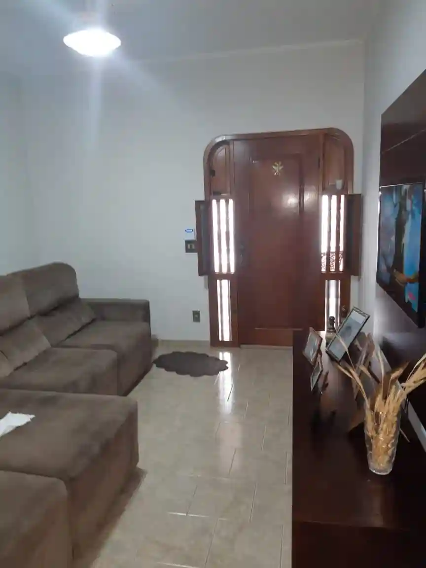 Casa de Vila com 3 quartos à venda, 360m² — foto 3 de 34