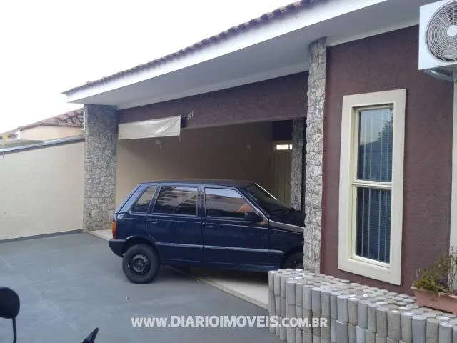 Casa à venda — foto 3 de 4