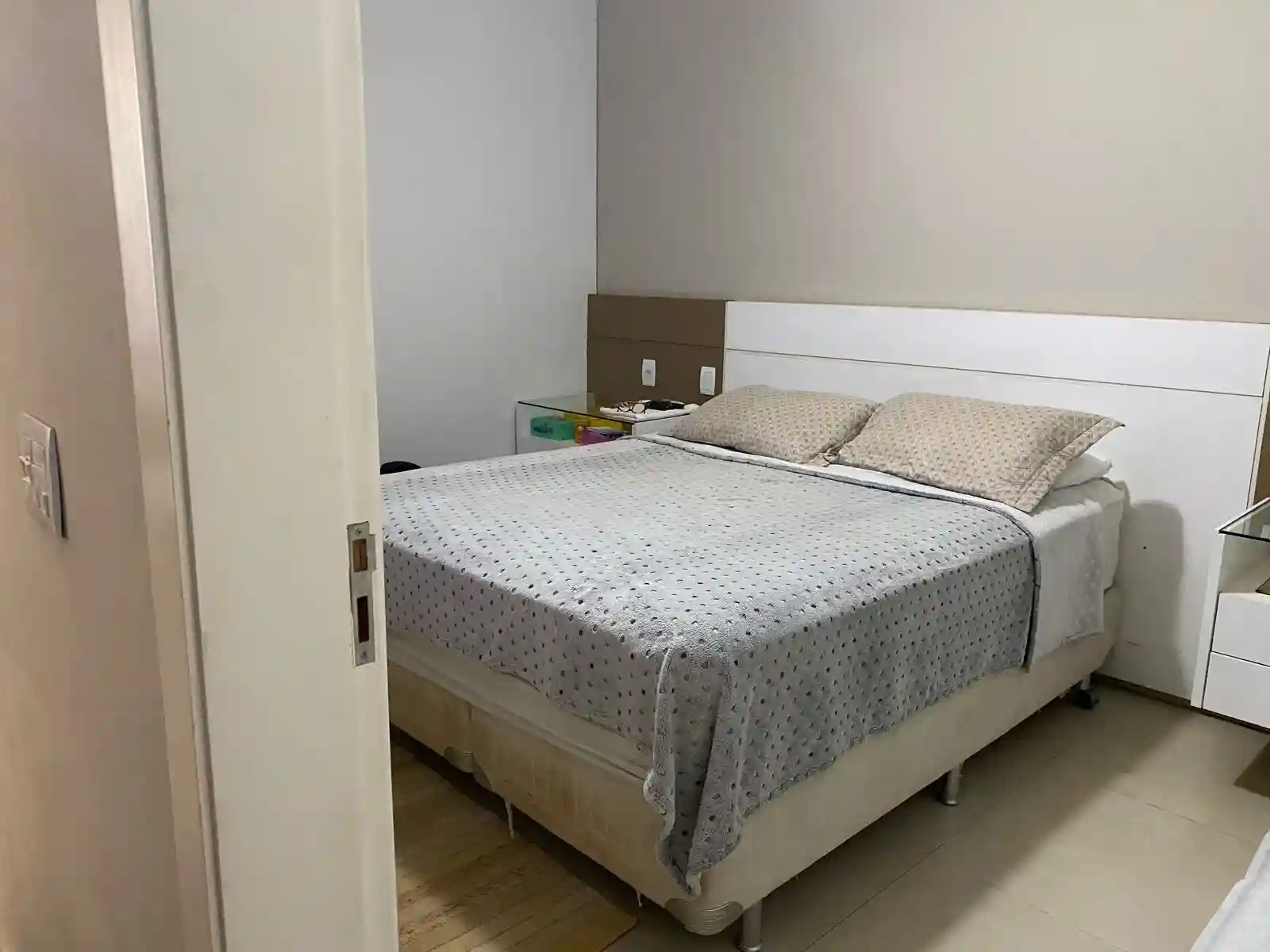 Casa de Condomínio com 3 quartos à venda, 200m² — foto 2 de 15