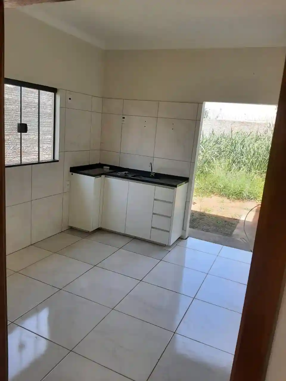 Casa com 2 quartos à venda, 250m² — foto 1 de 17