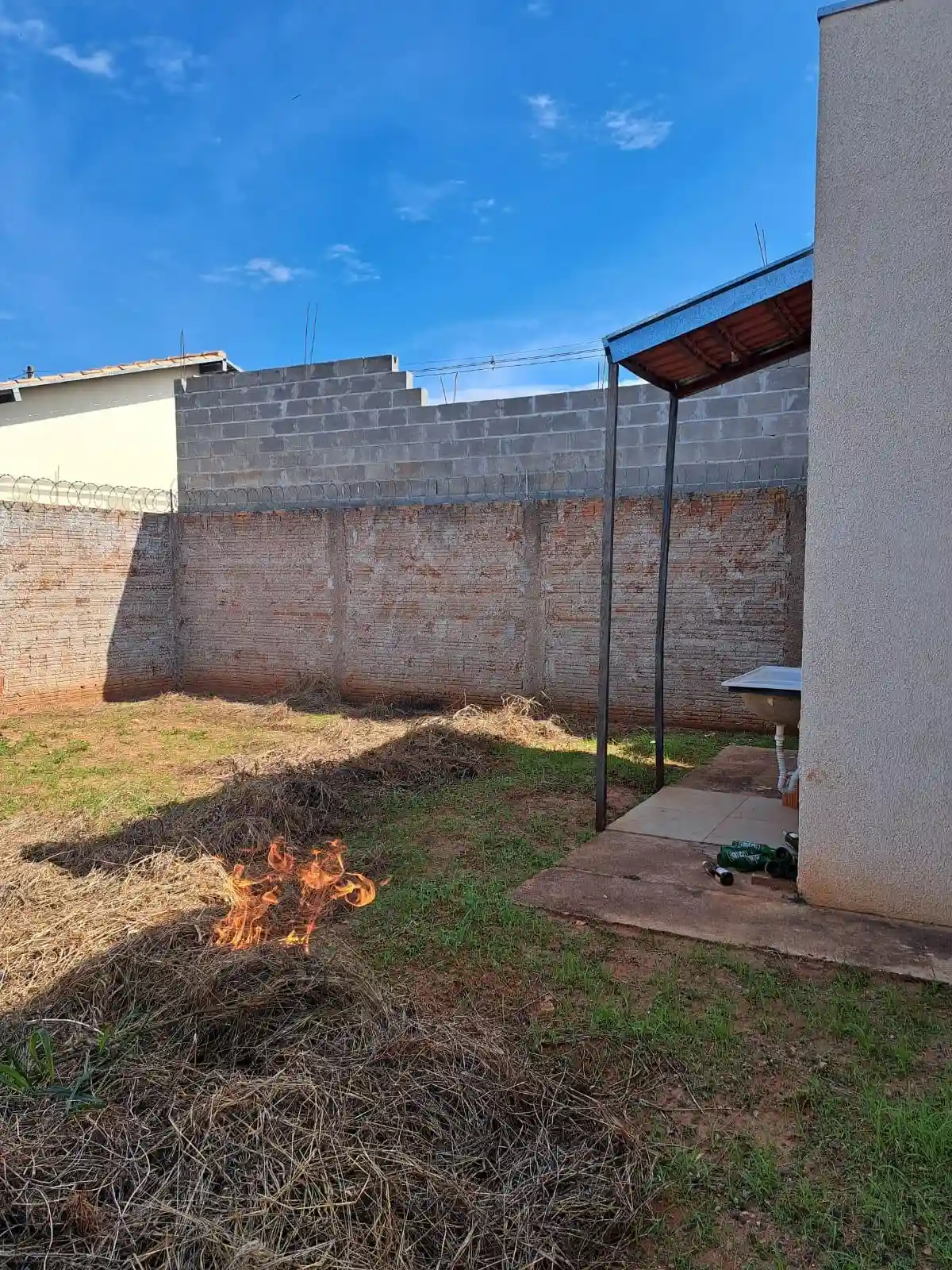 Casa com 2 quartos à venda, 250m² — foto 9 de 17