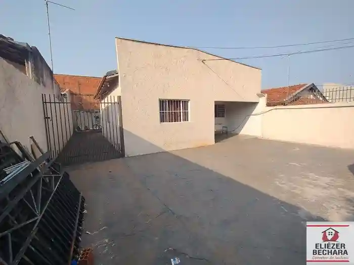 Casa com 2 quartos à venda, 110m² — foto 1 de 17