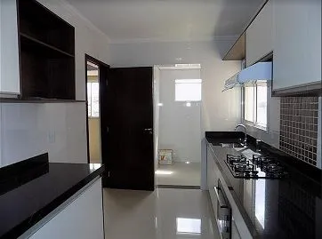 Apartamento com 2 quartos à venda, 74m² — foto 3 de 4