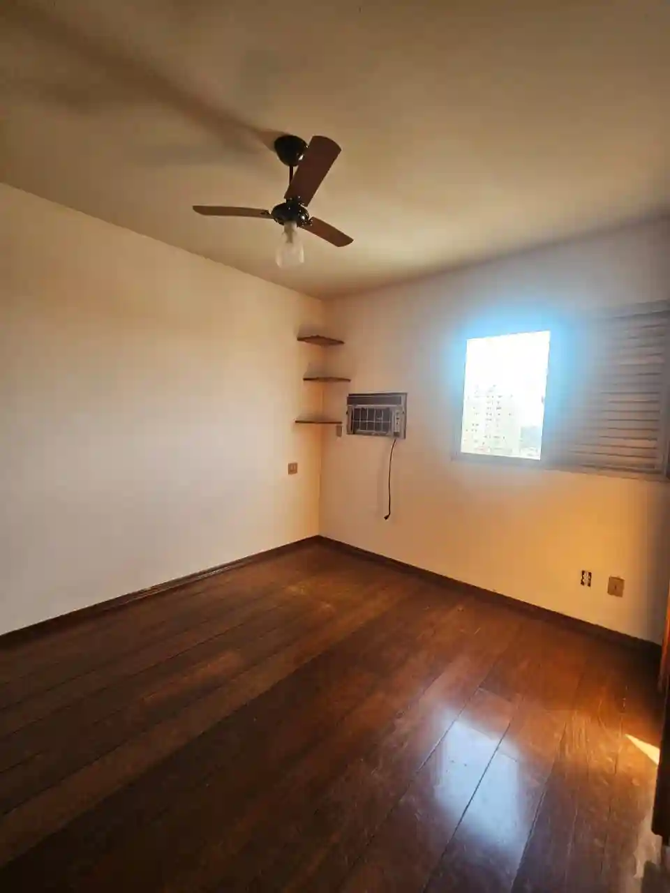 Apartamento com 3 quartos à venda, 10m² — foto 3 de 20