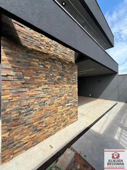 Casa com 3 quartos à venda, 150m² — foto 2 de 24