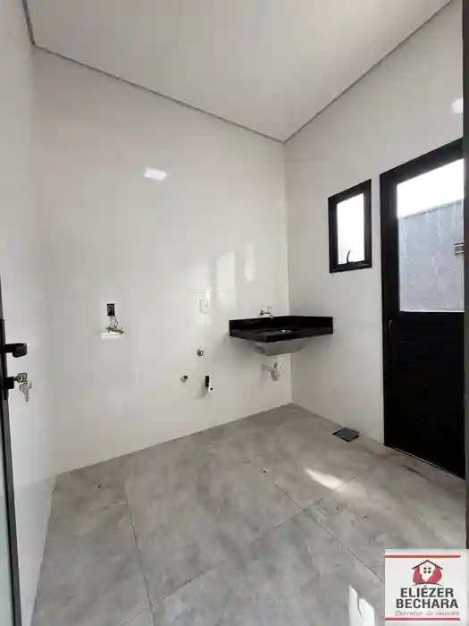 Casa com 3 quartos à venda, 150m² — foto 3 de 24