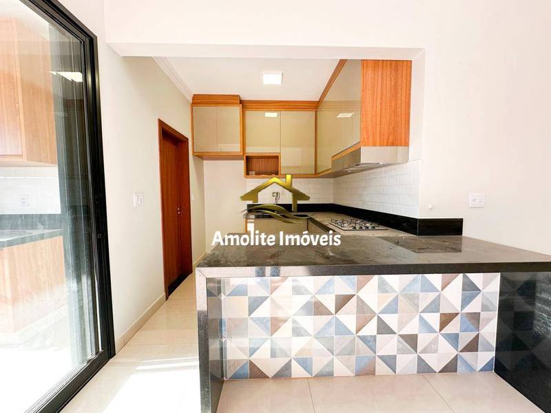 Casa de Condomínio com 3 quartos à venda, 250m² — foto 16 de 20