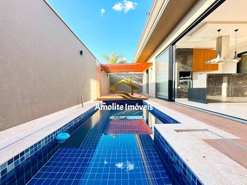 Casa de Condomínio com 3 quartos à venda, 250m² — foto 4 de 20