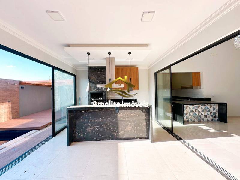 Casa de Condomínio com 3 quartos à venda, 250m² — foto 14 de 20