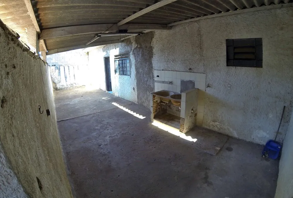 Casa à venda — foto 5 de 9