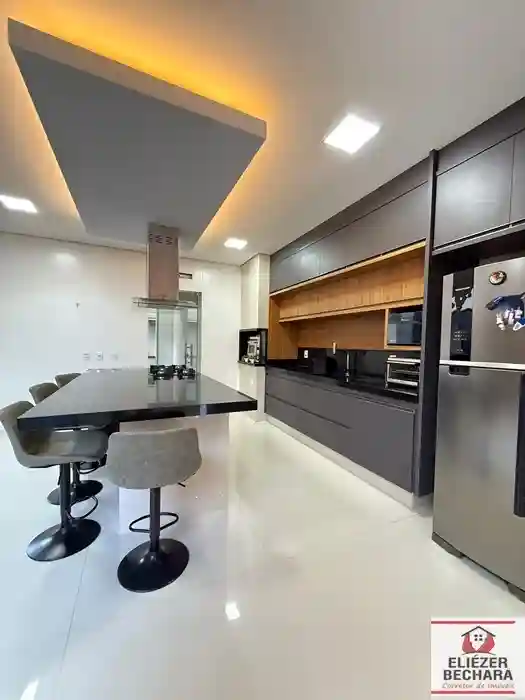 Casa de Condomínio com 3 quartos à venda, 207m² — foto 18 de 27