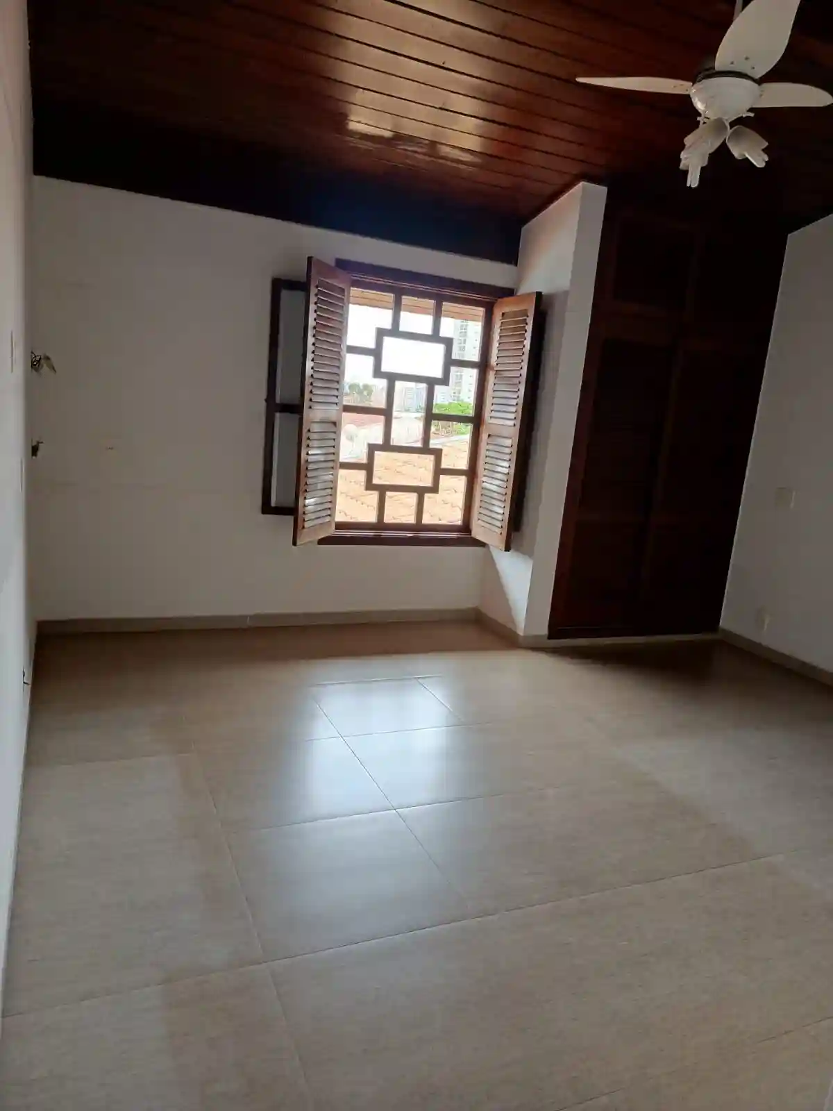 Imóvel Comercial com 10 quartos para aluguel, 762m² — foto 3 de 16