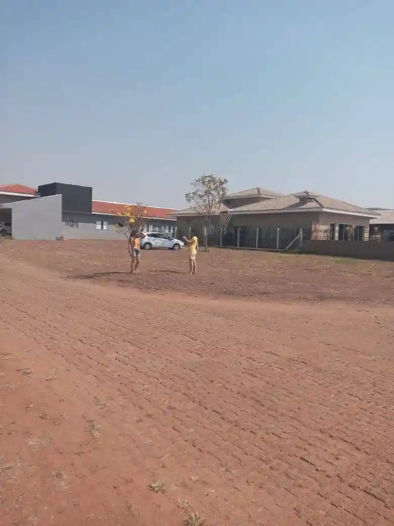 Terreno / Lote / Condomínio  à venda, 805m² — foto 1 de 1