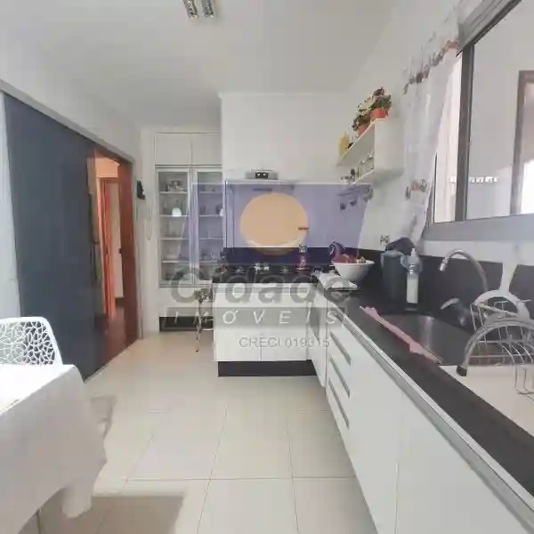 Apartamento com 3 quartos à venda, 184m² — foto 16 de 29