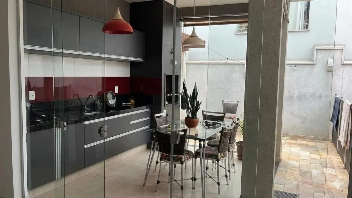 Casa de Condomínio com 3 quartos à venda, 293m² — foto 7 de 21