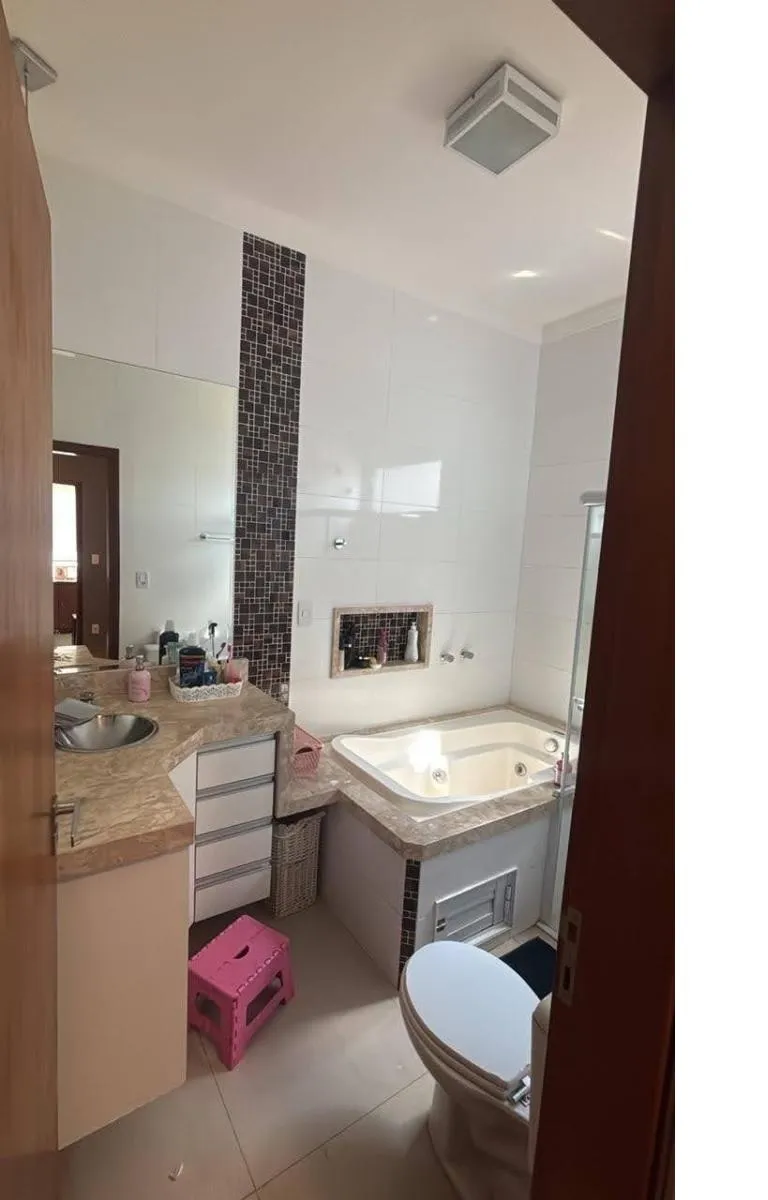 Casa de Condomínio com 3 quartos à venda, 293m² — foto 10 de 21