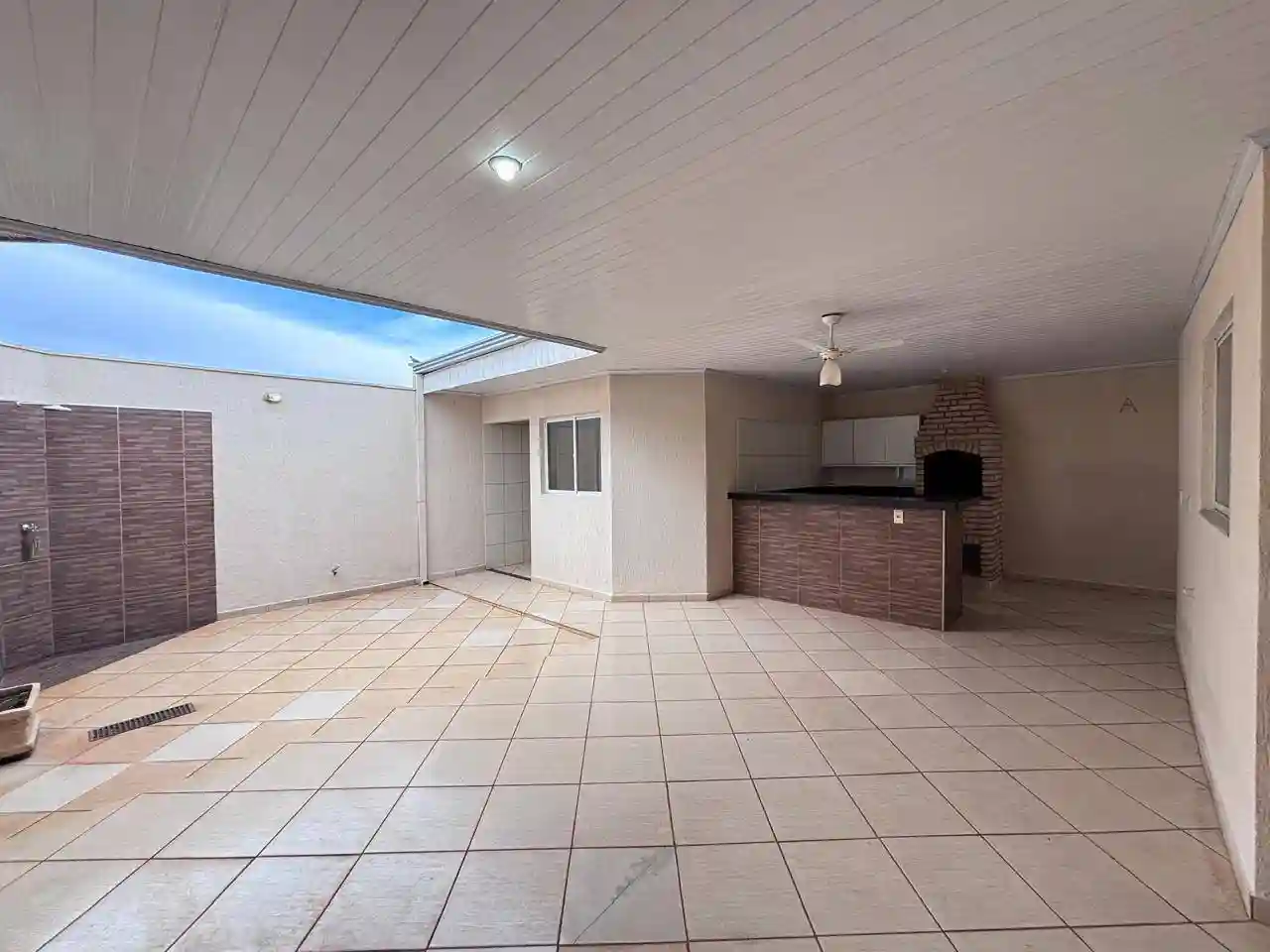 Casa de Condomínio com 3 quartos à venda, 150m² — foto 1 de 55