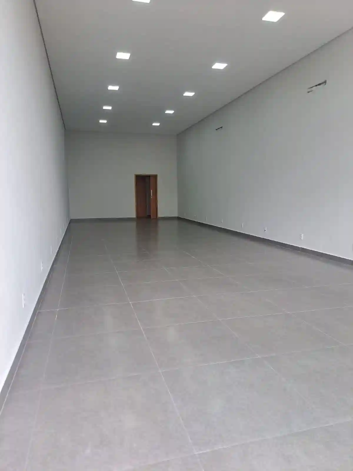 Loja / Salão / Ponto Comercial  para aluguel, 102m² — foto 3 de 13