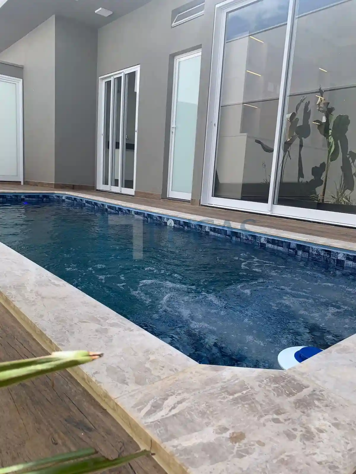 Casa de Condomínio com 3 quartos à venda, 190m² — foto 7 de 7