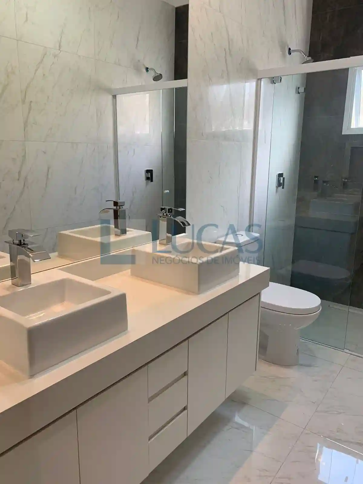 Casa de Condomínio com 3 quartos à venda, 190m² — foto 5 de 7