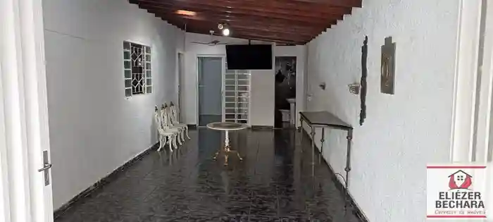 Casa com 2 quartos à venda, 100m² — foto 1 de 26