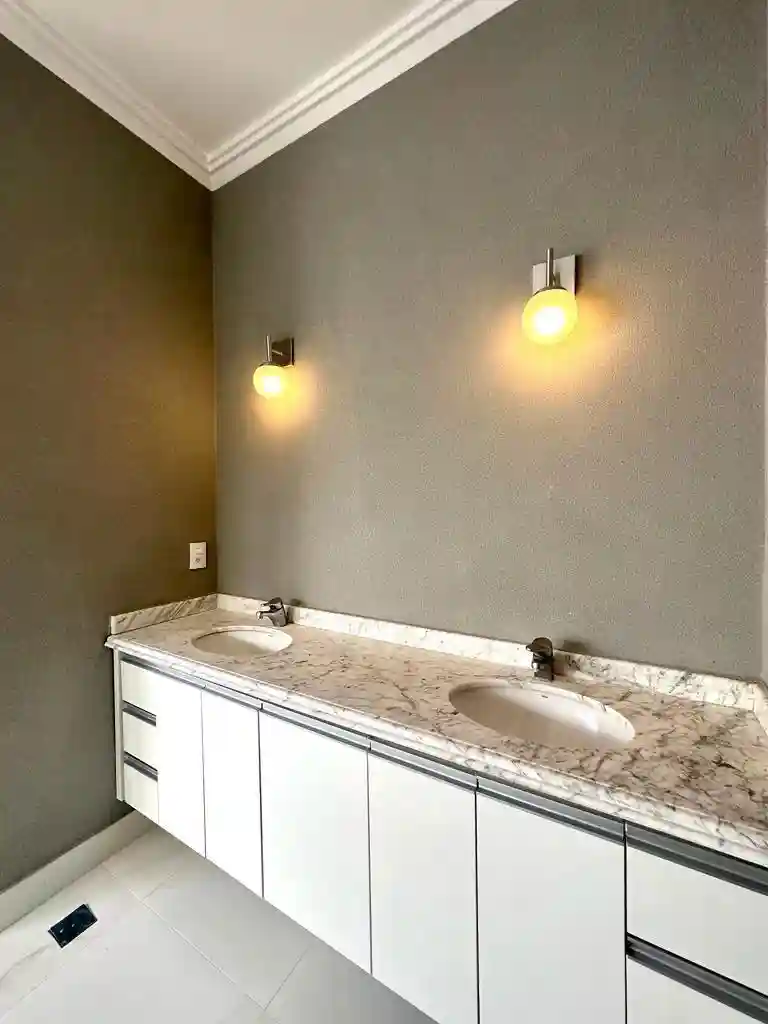 Casa de Condomínio com 3 quartos para aluguel, 320m² — foto 8 de 27