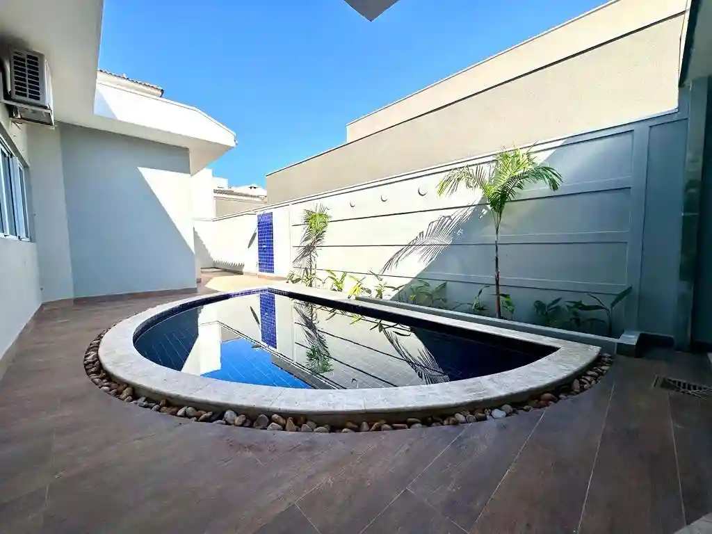 Casa de Condomínio com 3 quartos para aluguel, 320m² — foto 12 de 27