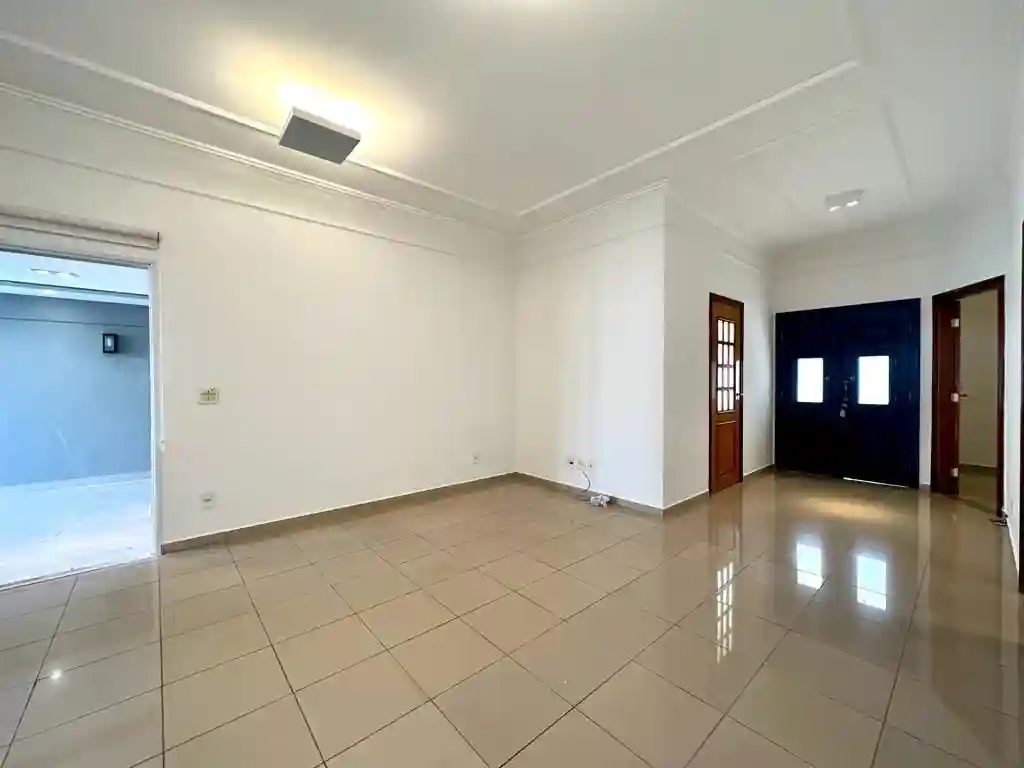 Casa de Condomínio com 3 quartos para aluguel, 320m² — foto 9 de 27