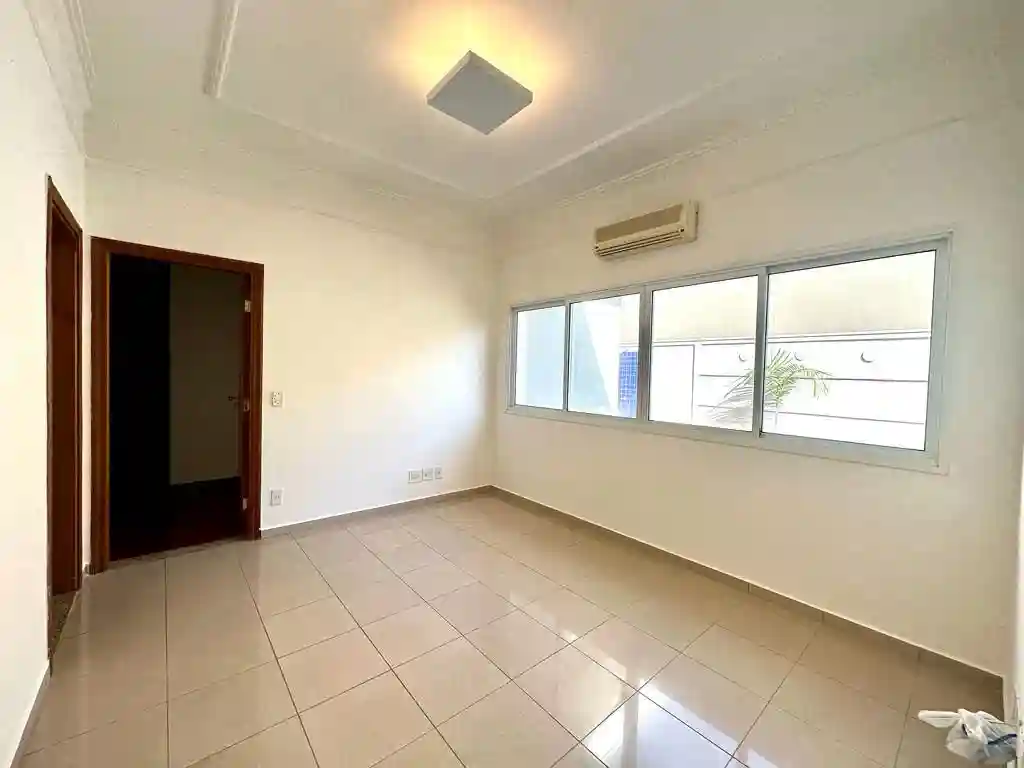 Casa de Condomínio com 3 quartos para aluguel, 320m² — foto 22 de 27