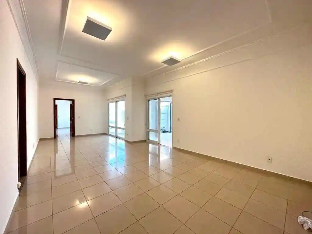 Casa de Condomínio com 3 quartos para aluguel, 320m² — foto 5 de 27