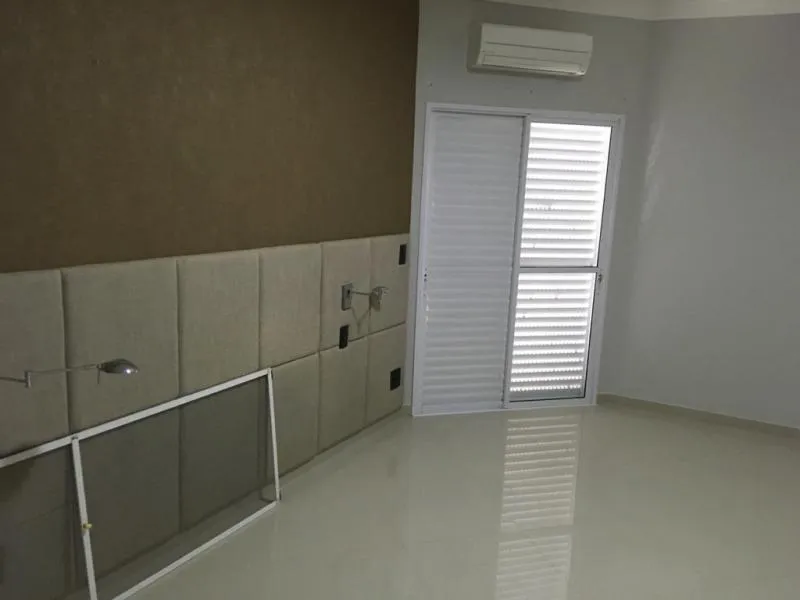 Casa de Condomínio com 3 quartos à venda, 450m² — foto 6 de 8