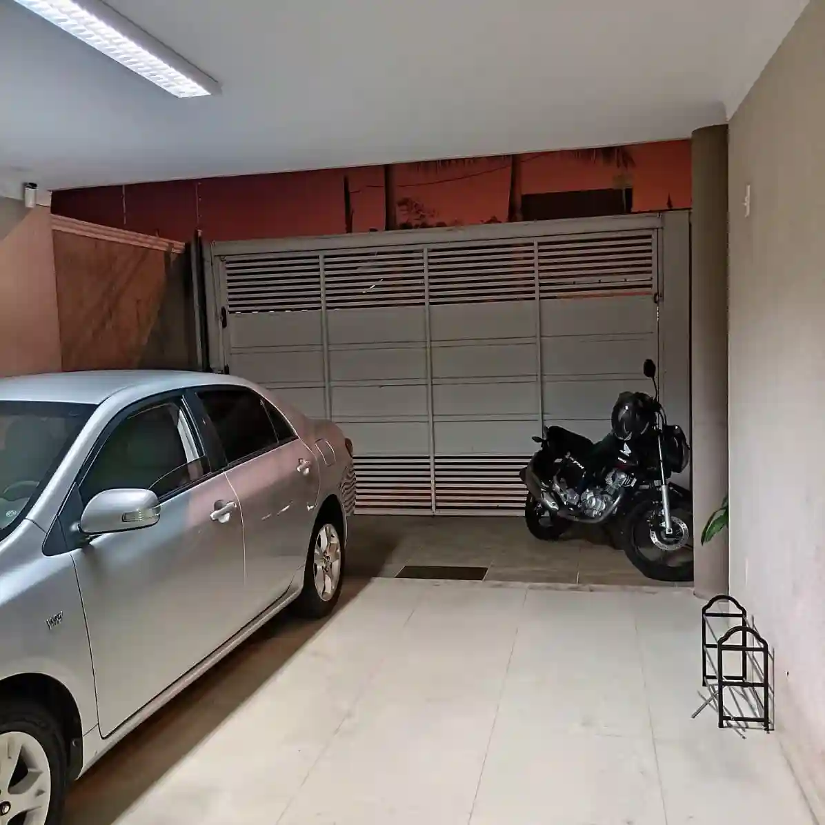 Casa com 2 quartos à venda, 147m² — foto 2 de 10