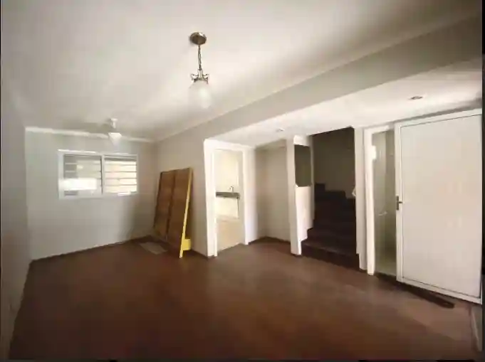Casa de Condomínio com 3 quartos à venda, 83m² — foto 2 de 18