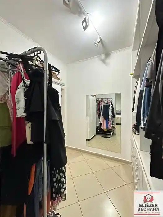 Casa com 3 quartos à venda, 204m² — foto 9 de 21