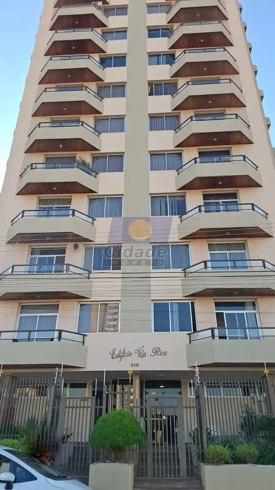 Apartamento com 3 quartos à venda, 140m² — foto 2 de 13