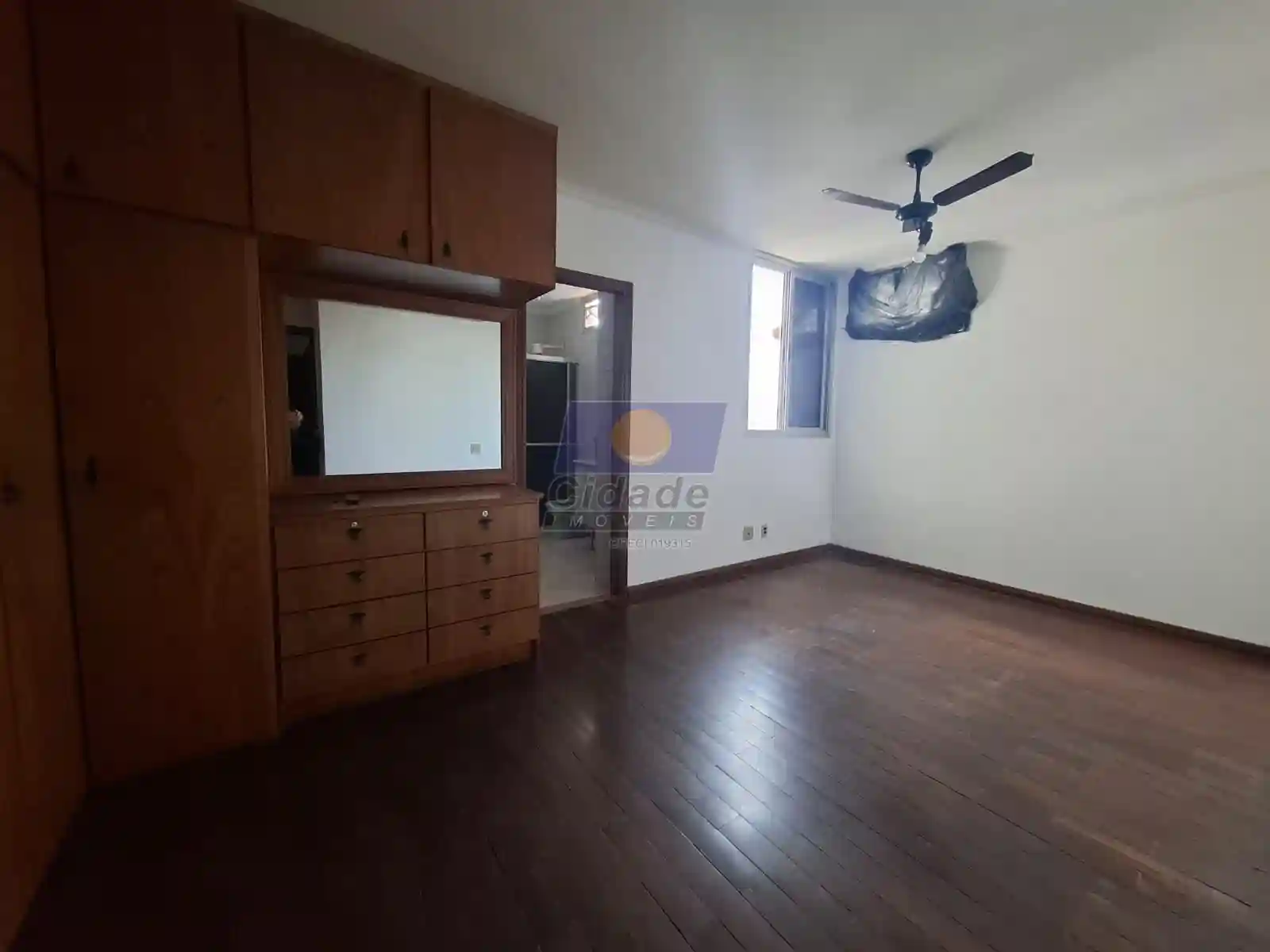 Apartamento com 3 quartos à venda, 140m² — foto 9 de 13