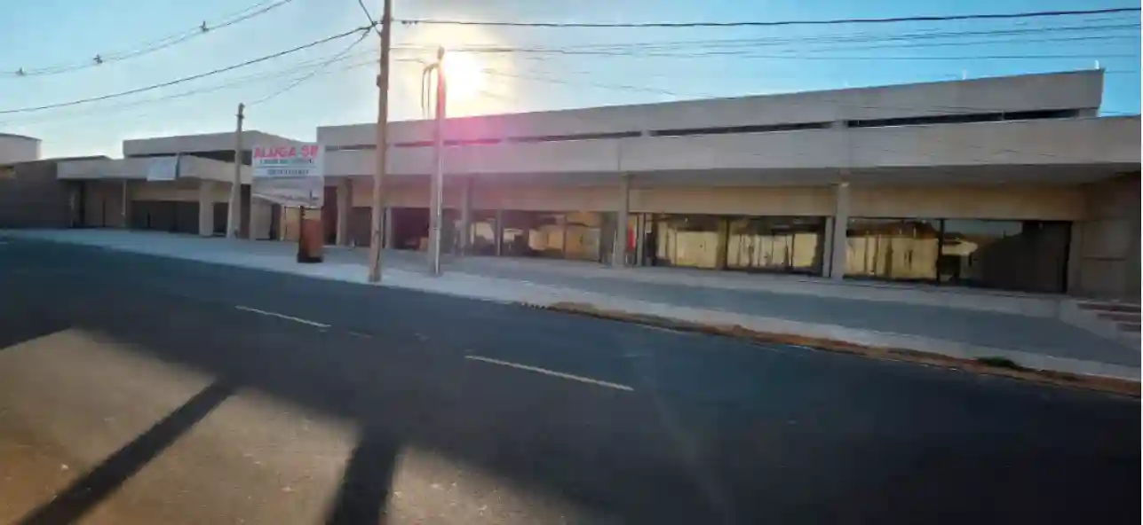 Loja / Salão / Ponto Comercial  para aluguel, 33m² — foto 2 de 6