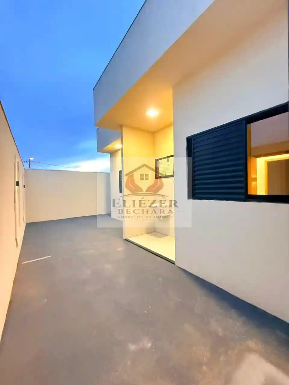 Casa com 3 quartos à venda, 118m² — foto 4 de 32