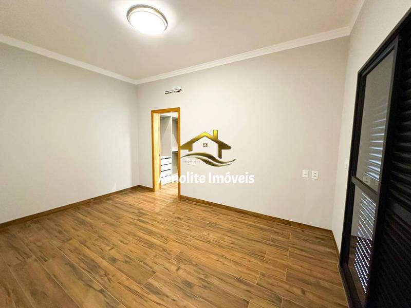 Casa de Condomínio com 3 quartos à venda, 230m² — foto 8 de 22