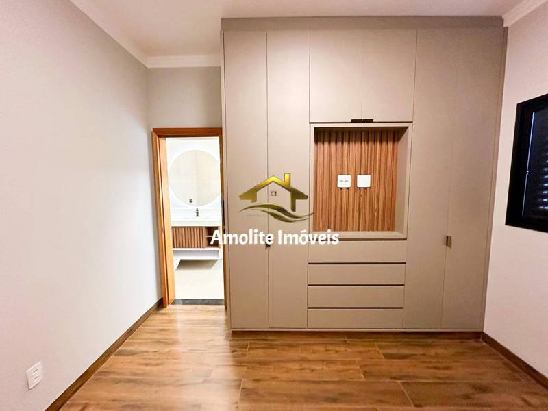 Casa de Condomínio com 3 quartos à venda, 230m² — foto 11 de 22
