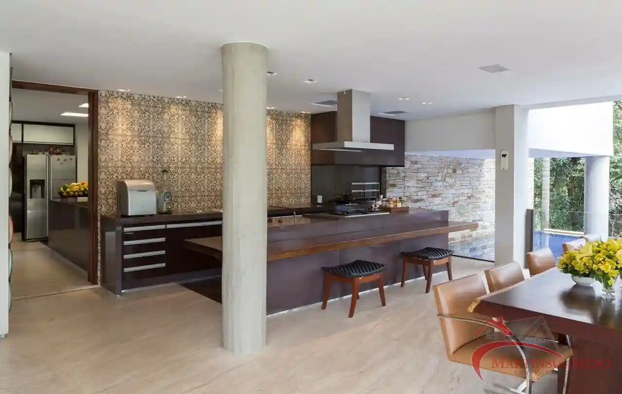 Casa à venda — foto 5 de 15