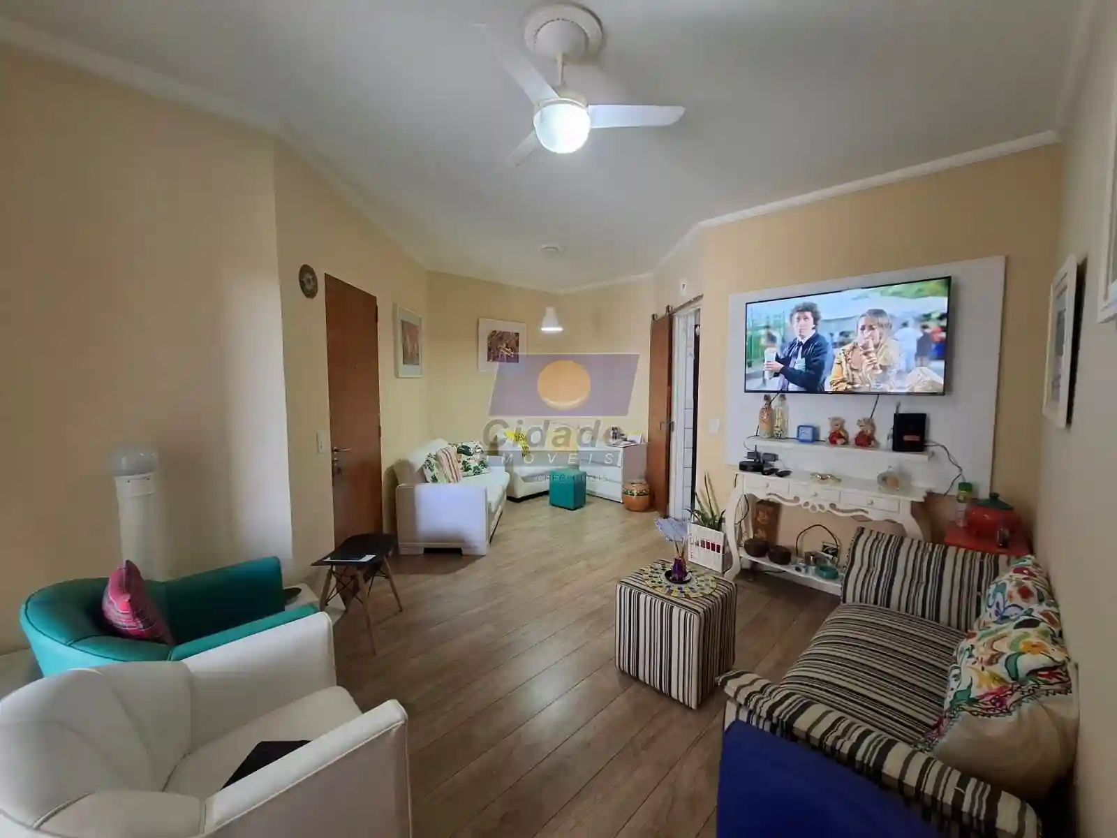 Apartamento com 2 quartos à venda, 76m² — foto 3 de 17