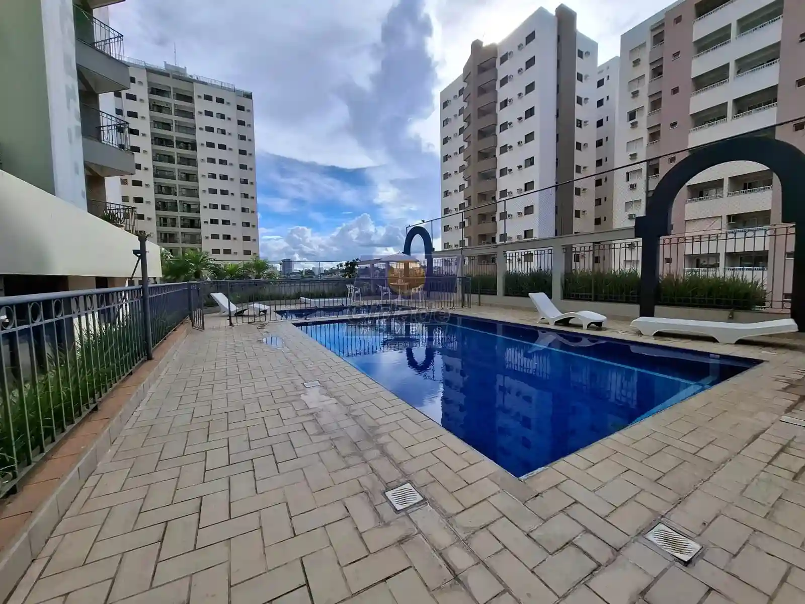 Apartamento com 2 quartos à venda, 76m² — foto 16 de 17