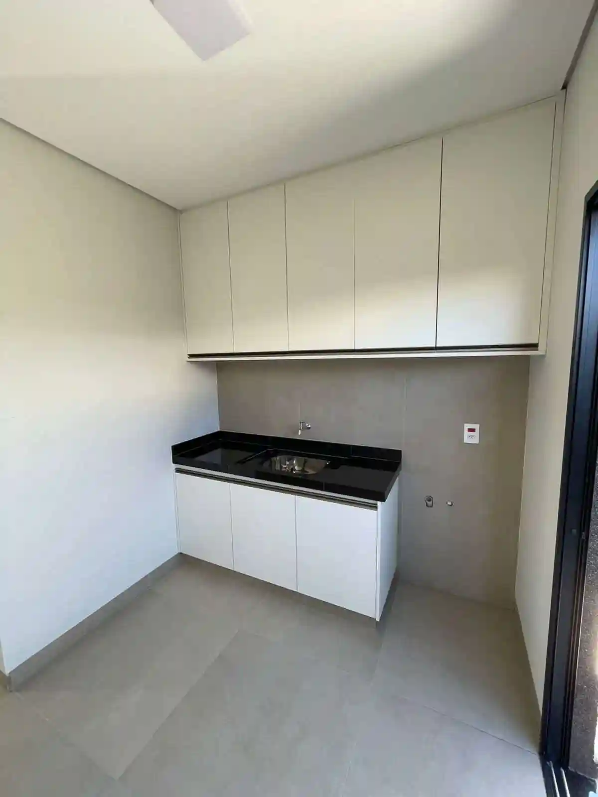 Casa de Condomínio com 3 quartos à venda, 230m² — foto 13 de 42